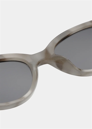 Winnie solbrille Cookie Dough A.kjærbede